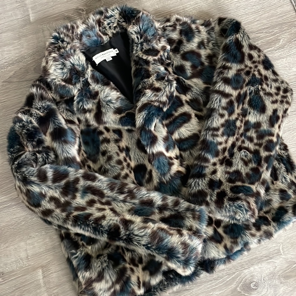 Molly Bracken | Faux Fur Leopard Print Jacket